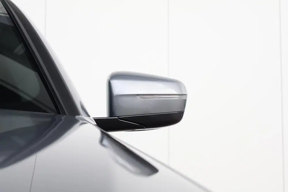 BMW 3-serie 318i uit 2025, foto 4