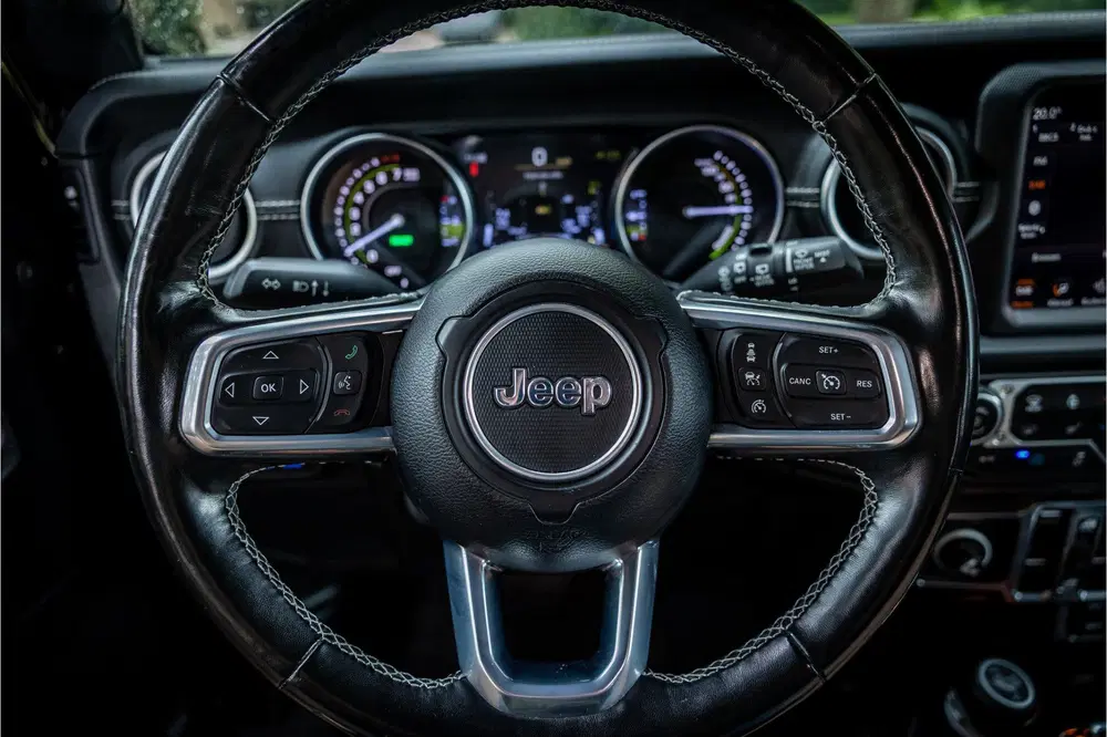 Jeep Wrangler 4xe 380 Sahara Adaptive Cruise Alpin uit 2022, foto 8