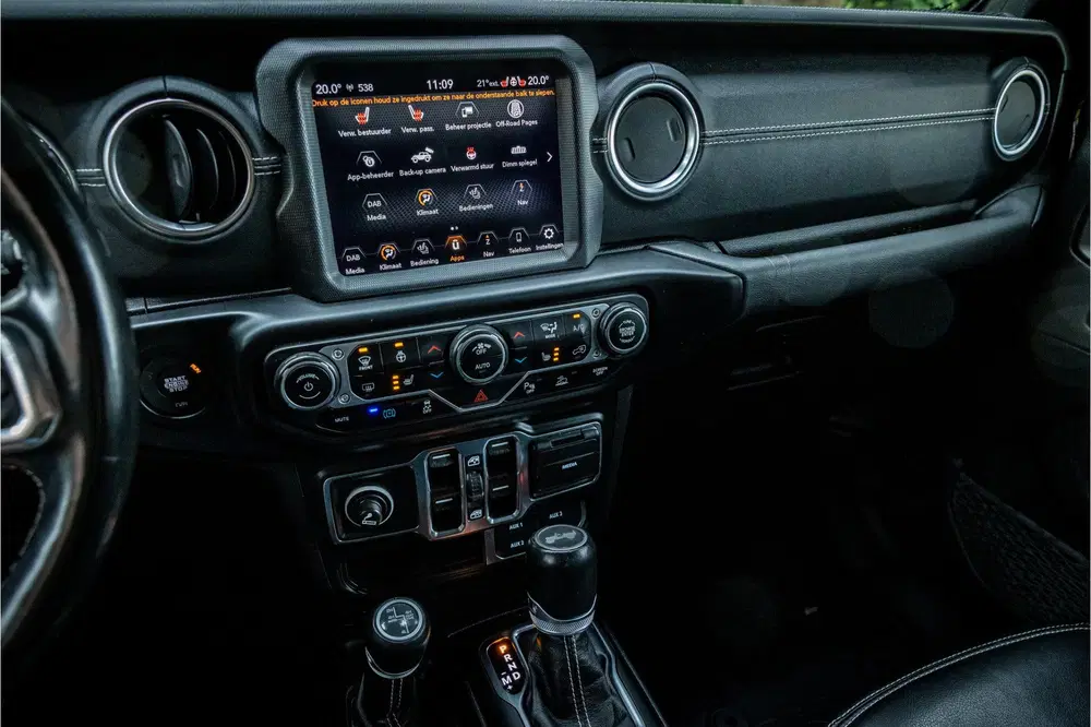 Jeep Wrangler 4xe 380 Sahara Adaptive Cruise Alpin uit 2022, foto 9