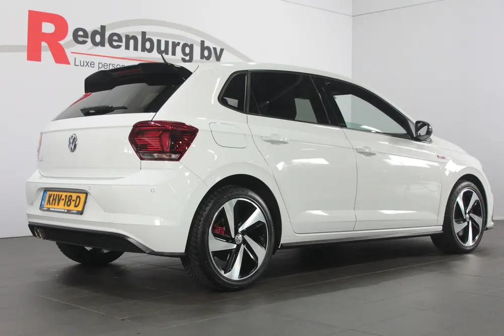 Volkswagen Polo 2.0 TSI GTI - Bluetooth / Stoelverw / Pdc uit 2020, foto 2