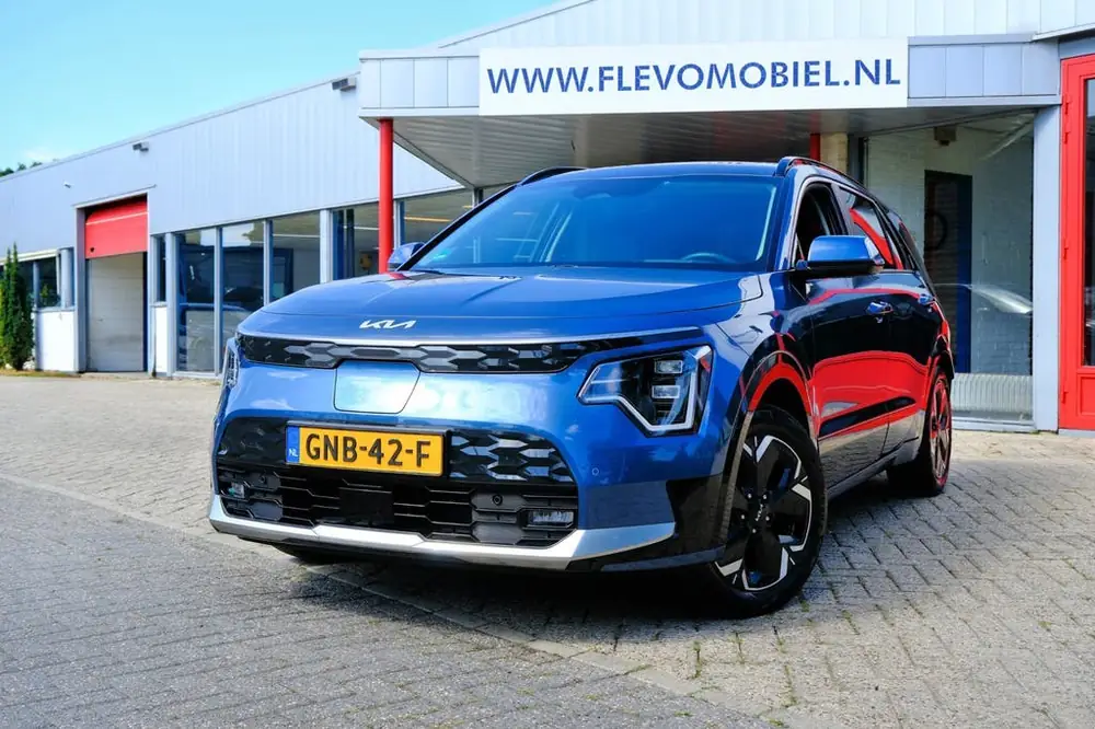 Kia Niro EV ExecutiveLine 64.8 kWh Aut. Leder|1e Eig|Pano|Na uit 2024