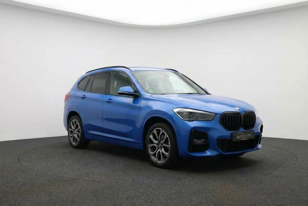 BMW X1 sDrive 20i M Sport Pano l Memory l Trekhaa uit 2022, foto 3