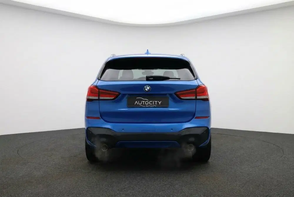 BMW X1 sDrive 20i M Sport Pano l Memory l Trekhaa uit 2022, foto 4