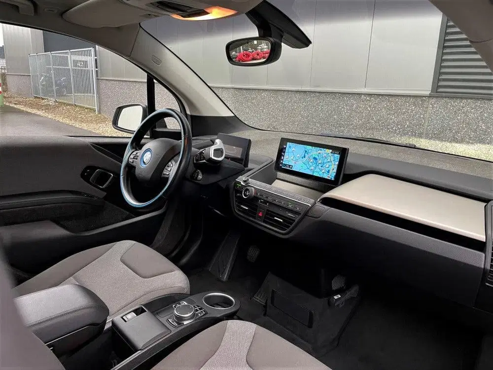 BMW i3 S 184pk Executive 120Ah 42 kWh*Blue Ridge* uit 2020, foto 14