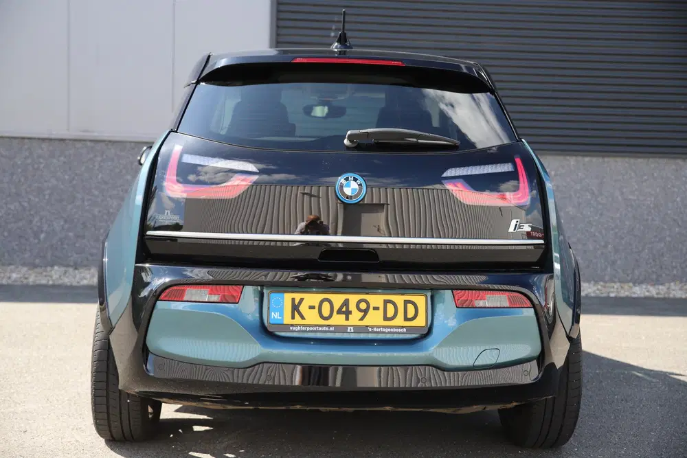 BMW i3 S 184pk Executive 120Ah 42 kWh*Blue Ridge* uit 2020, foto 15