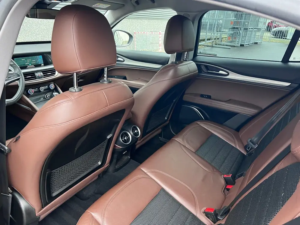 Alfa Romeo Stelvio 2.2JTD 180pk Super/Automaat8/Leder/Trekh/ uit 2019, foto 20