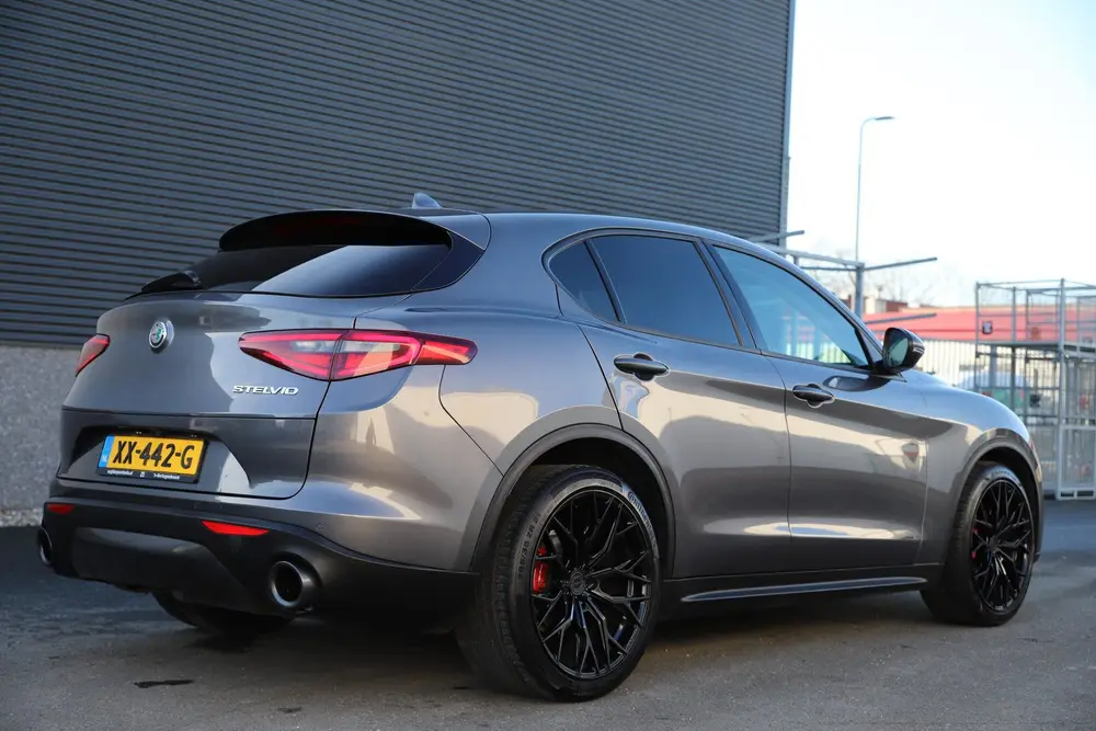 Alfa Romeo Stelvio 2.2JTD 180pk Super/Automaat8/Leder/Trekh/ uit 2019, foto 5