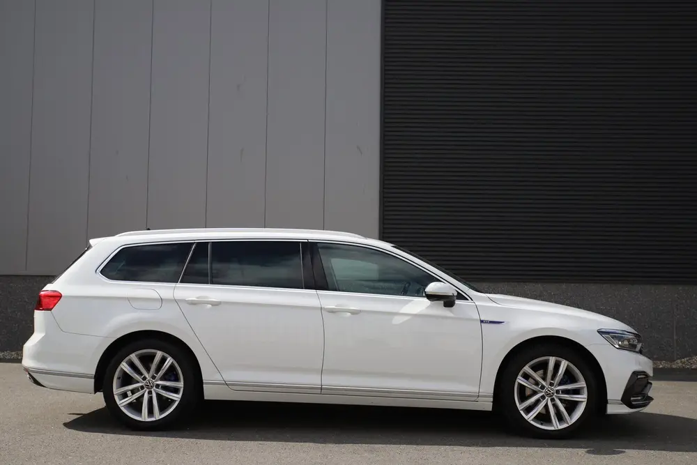 Volkswagen Passat Variant 1.4 TSI 218pk GTE/Leder/Pano/Virtu uit 2020, foto 13