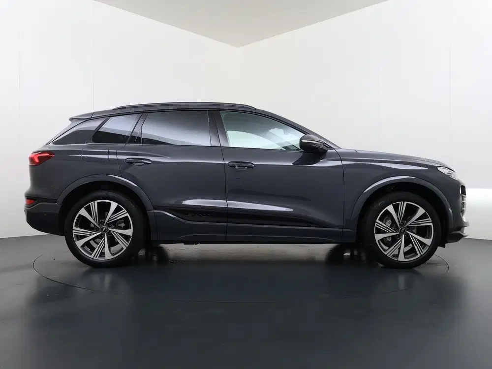 Audi Q6 e-tron Launch edition 83 kWh BOMVOL uit 2025, foto 9