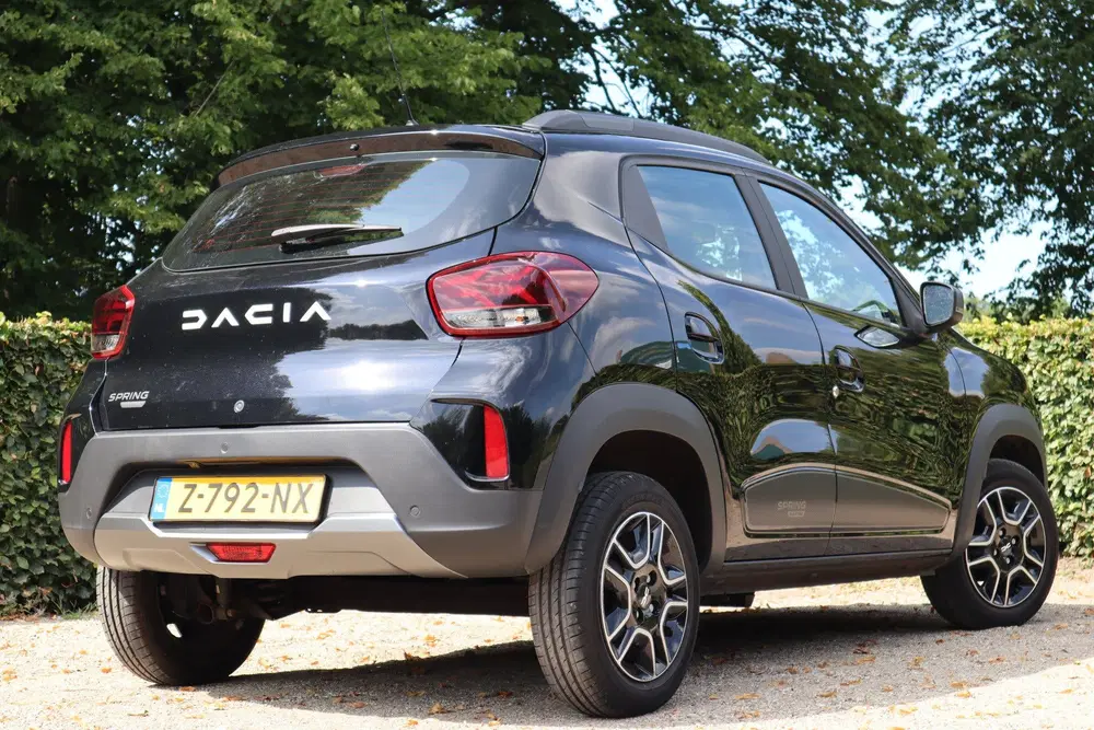 Dacia Spring Expression 27 kWh uit 2024, foto 2