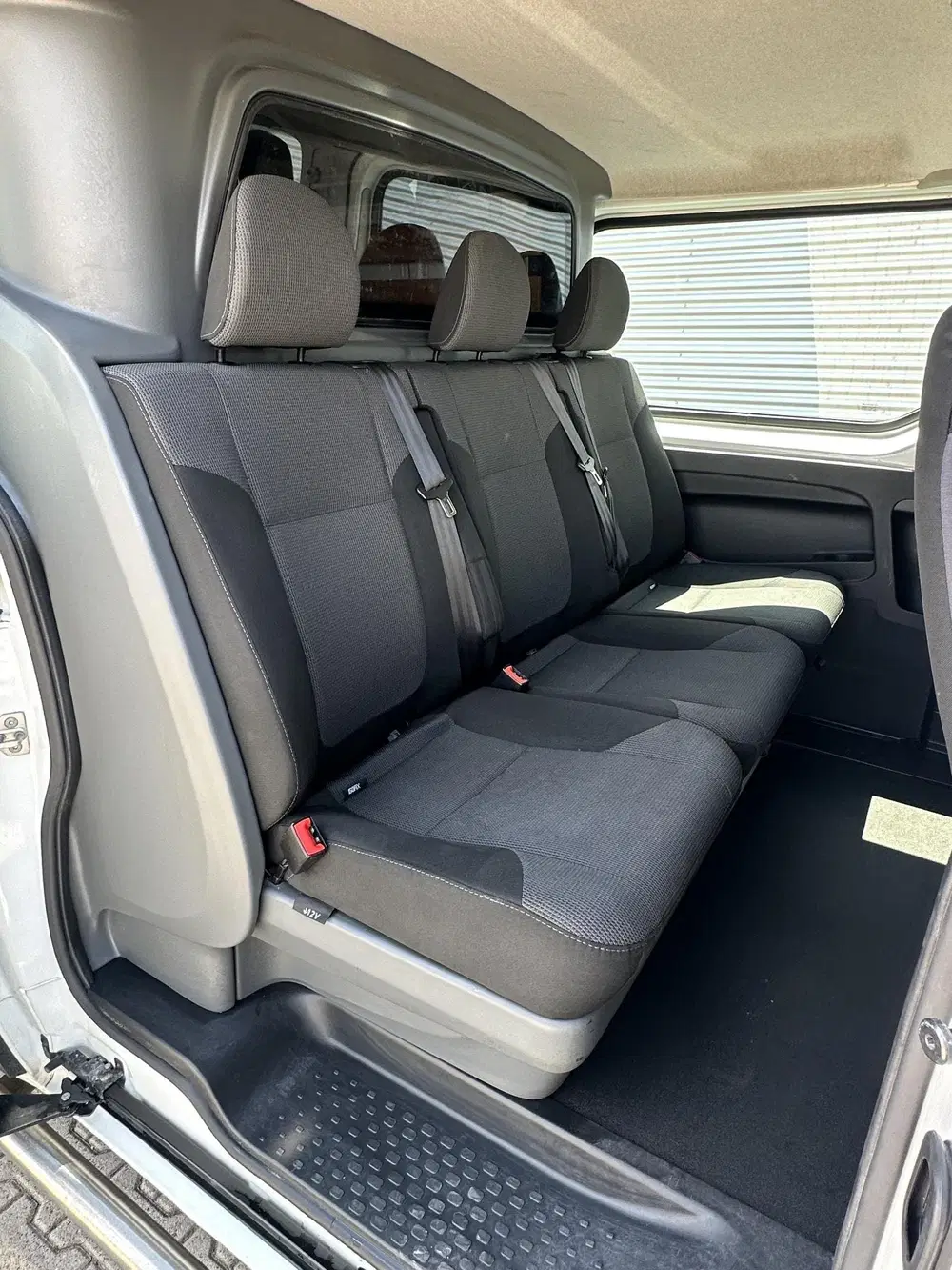 Renault Trafic 2.0 dCi 120pk L2 DC Dubbele cabine uit 2021, foto 4