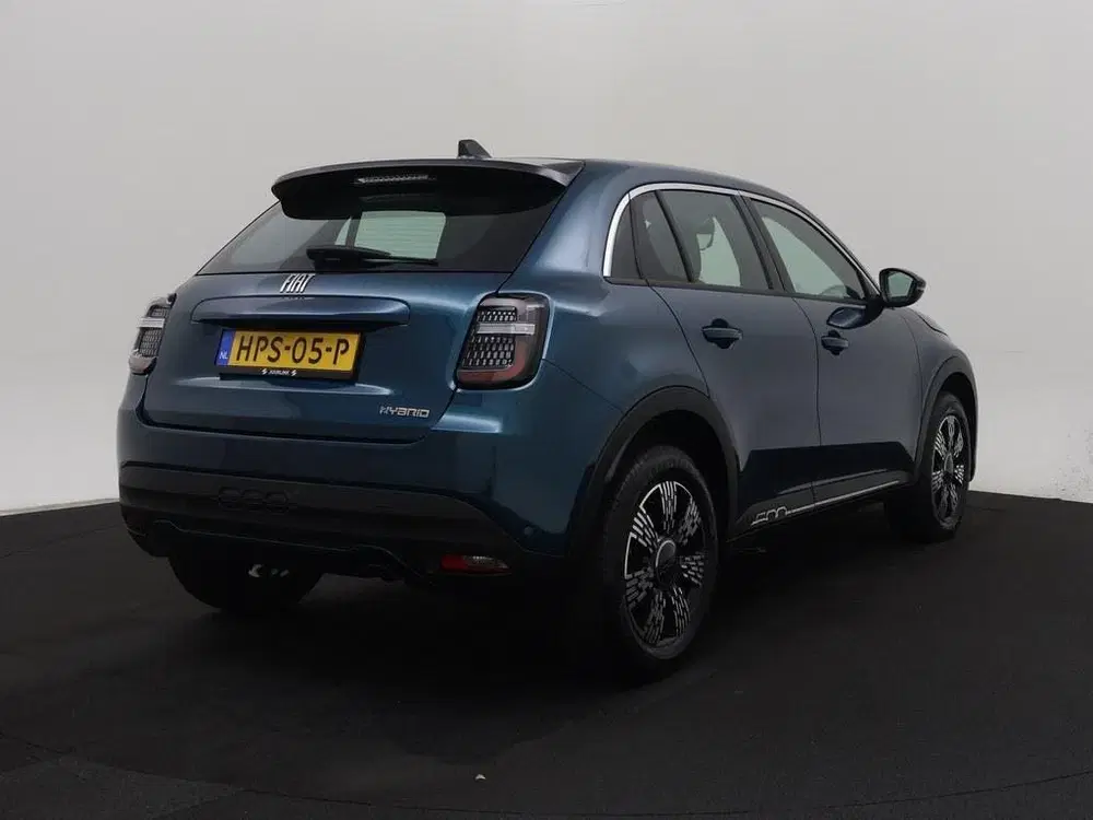 Fiat 600 1.2T Hybrid 110pk Automaat Urban Stoelverw uit 2025, foto 2