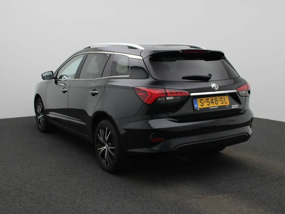 MG MG5 Long Range Luxury 61 kWh uit 2023, foto 2