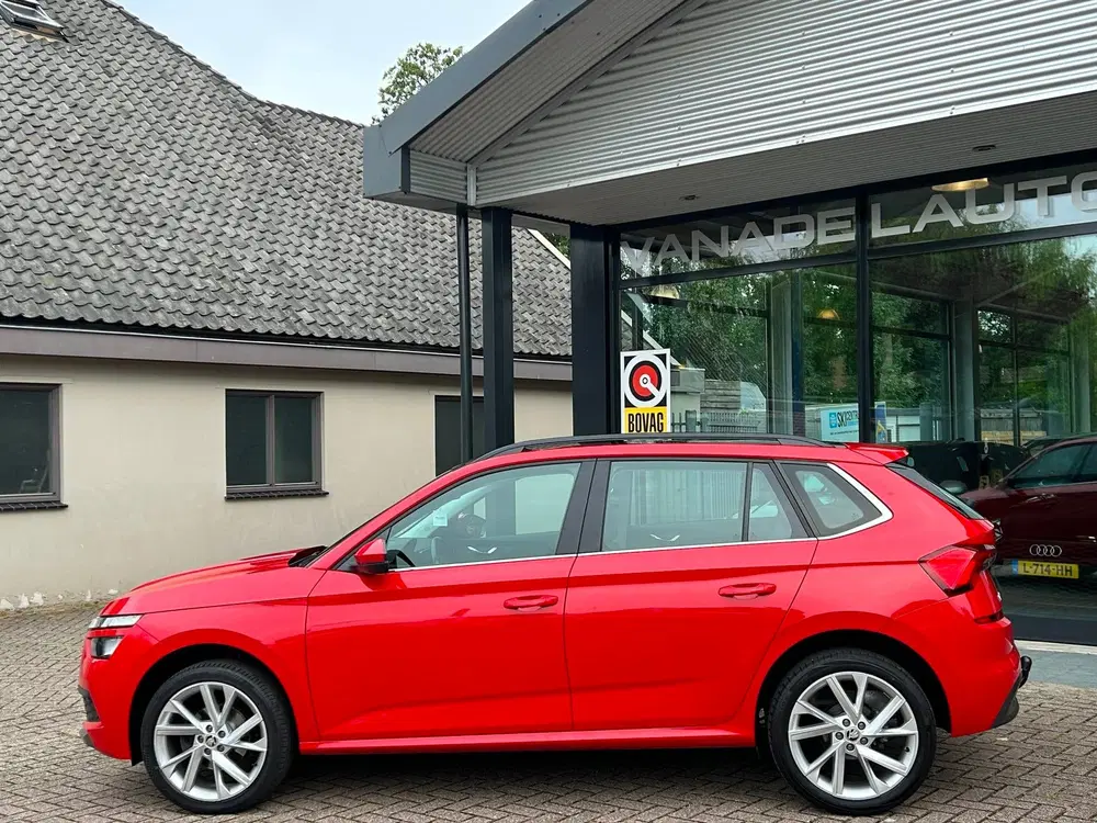 Skoda Kamiq 1.5 TSI ACT Sport Business Panorama App-Co uit 2020, foto 2