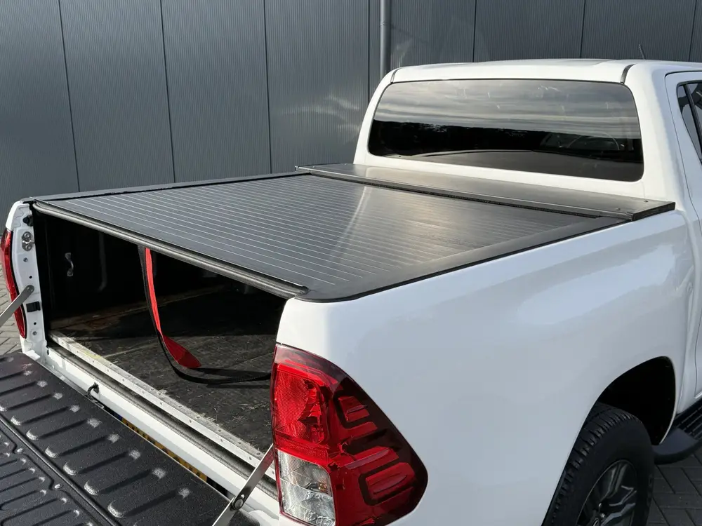 Toyota Hilux 2.4 D-4D AUTOMAAT uit 2021, foto 7
