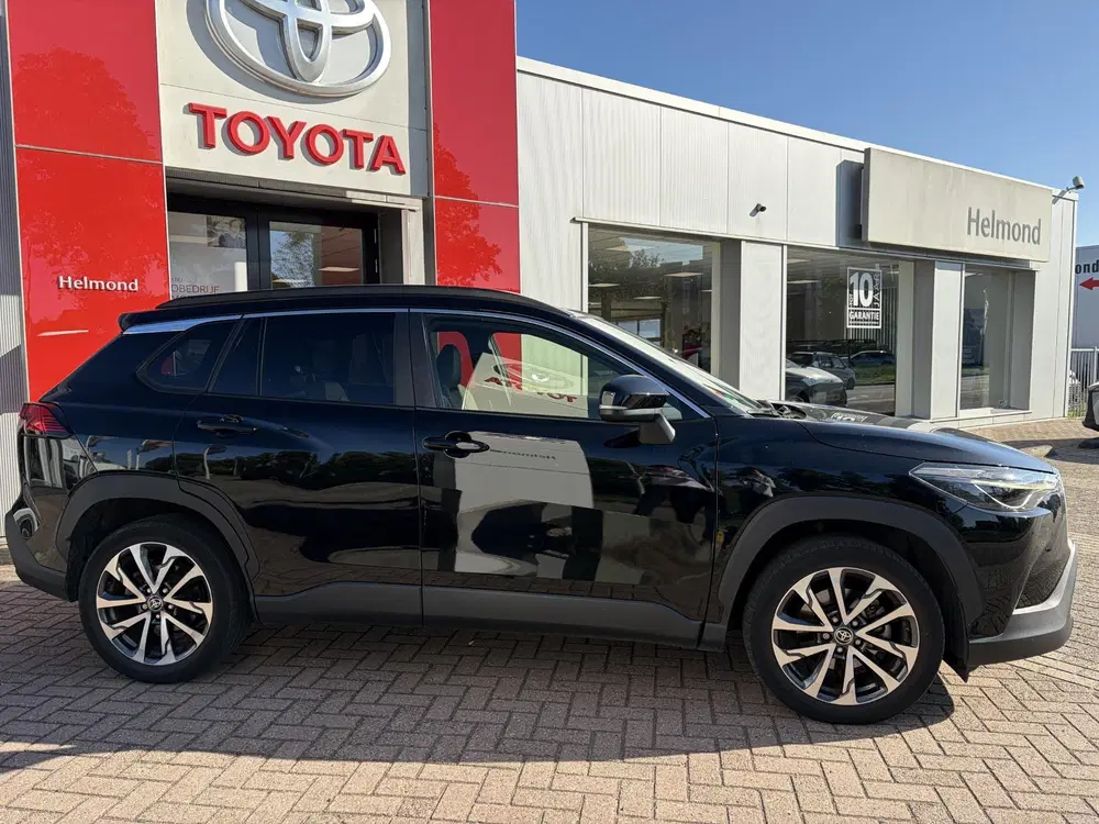 Toyota Corolla Cross 2.0 High Power Hybrid First Edition uit 2022, foto 5