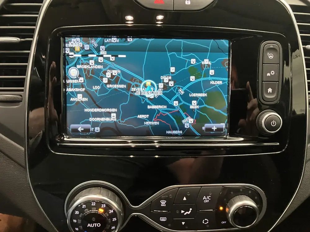 Renault Captur 1.3 TCe Intens uit 2019, foto 12