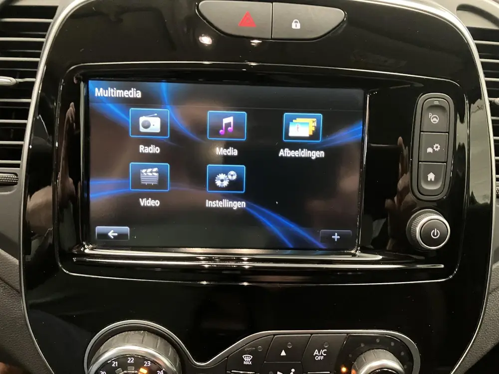 Renault Captur 1.3 TCe Intens uit 2019, foto 15