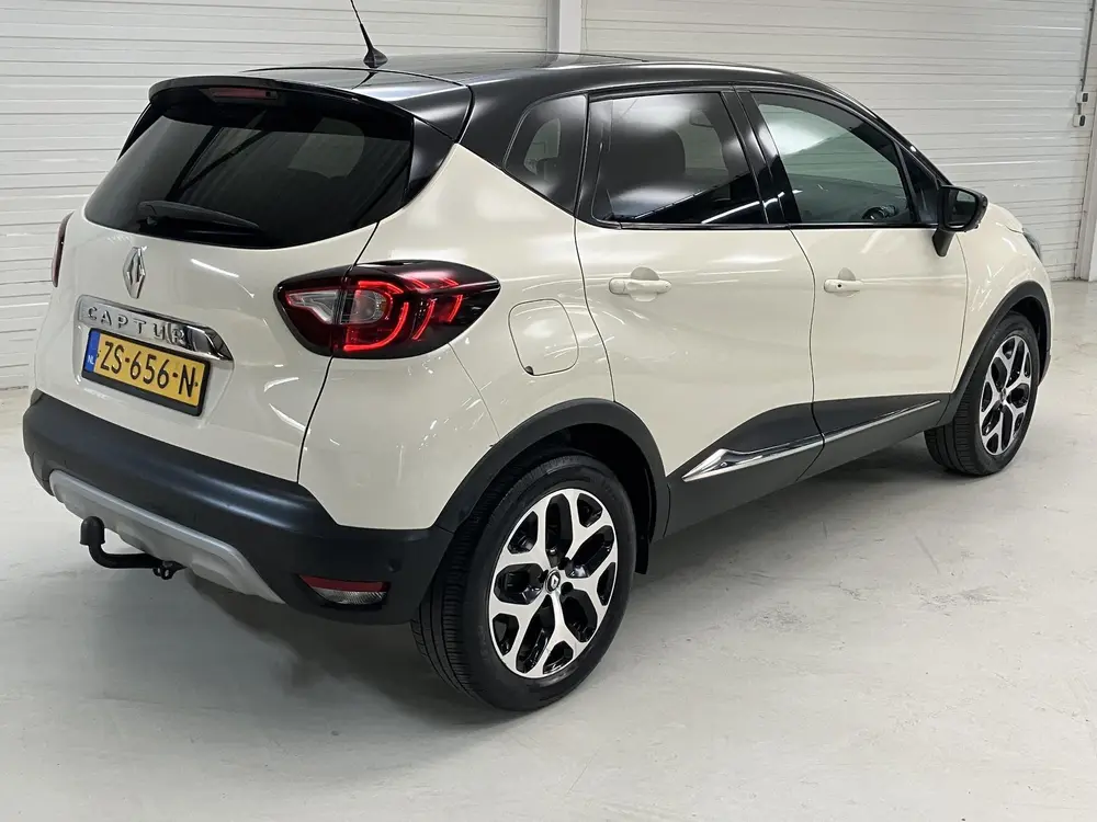 Renault Captur 1.3 TCe Intens uit 2019, foto 3
