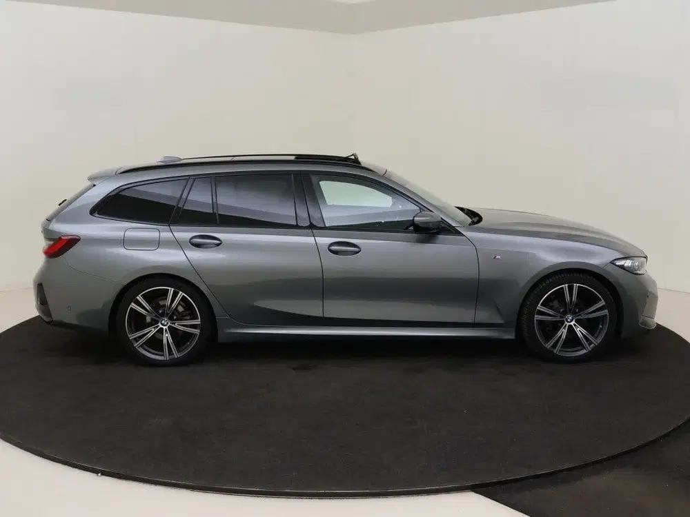 BMW 3-serie 3 Serie Touring 318i M Sport uit 2024, foto 6