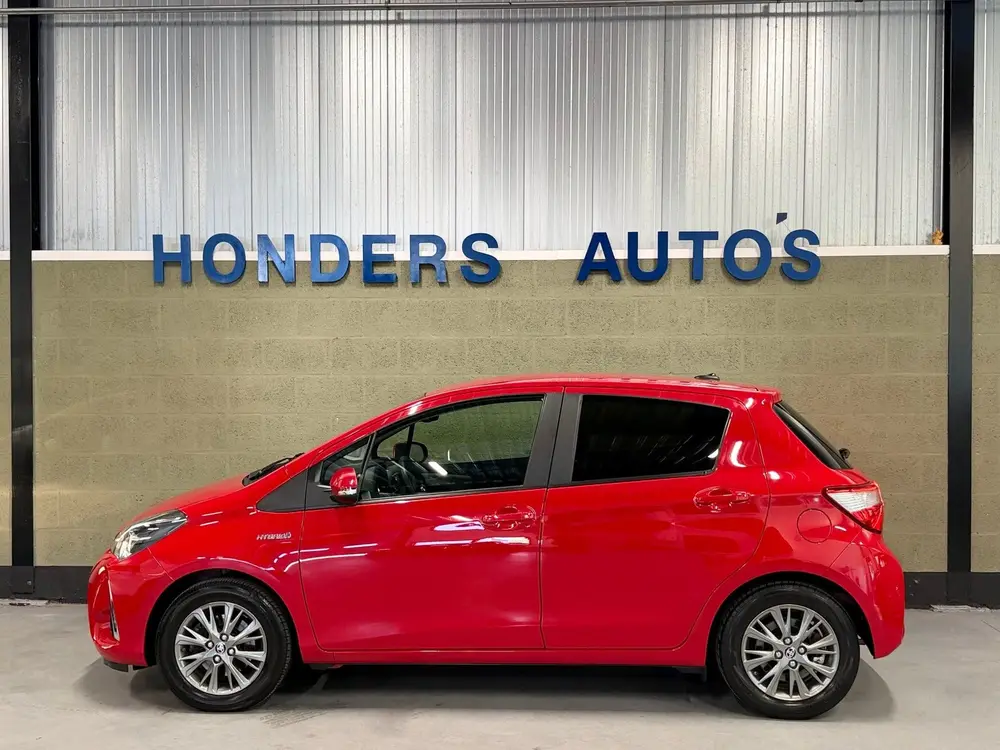 Toyota Yaris 1.5 Hybrid Dynamic uit 2019, foto 2