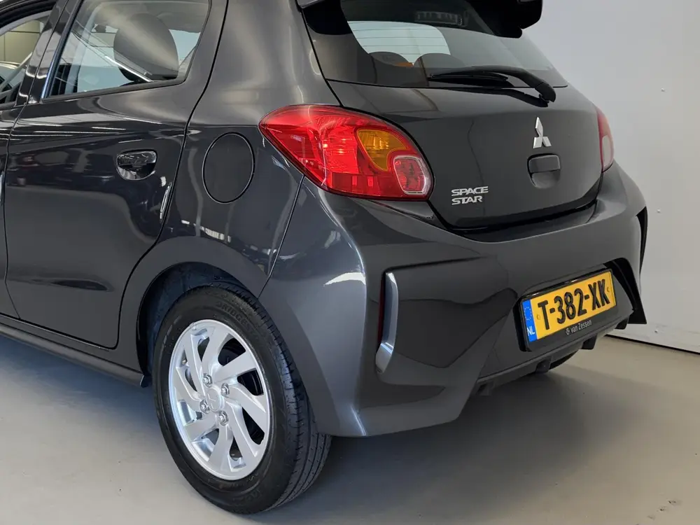 Mitsubishi Space Star 1.2 Connect+ uit 2023, foto 5