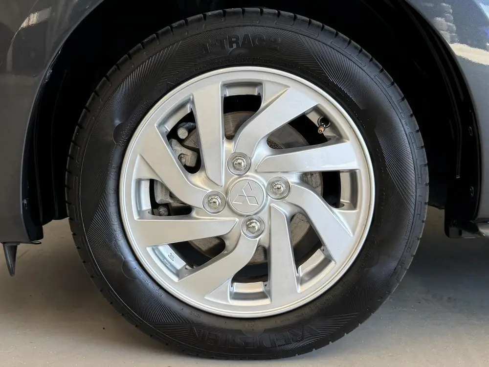 Mitsubishi Space Star 1.2 Connect+ uit 2023, foto 9