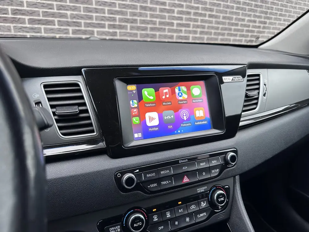 Kia Niro 1.6 GDi Hybrid ComfortLine | Camera | Navigatie | D uit 2019, foto 3