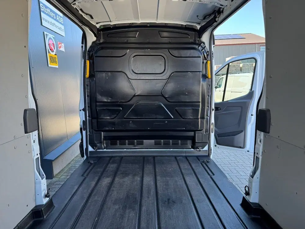 Ford Transit 350 2.0 TDCI 130pk L3H2 Trend AUTOMAAT uit 2022, foto 14