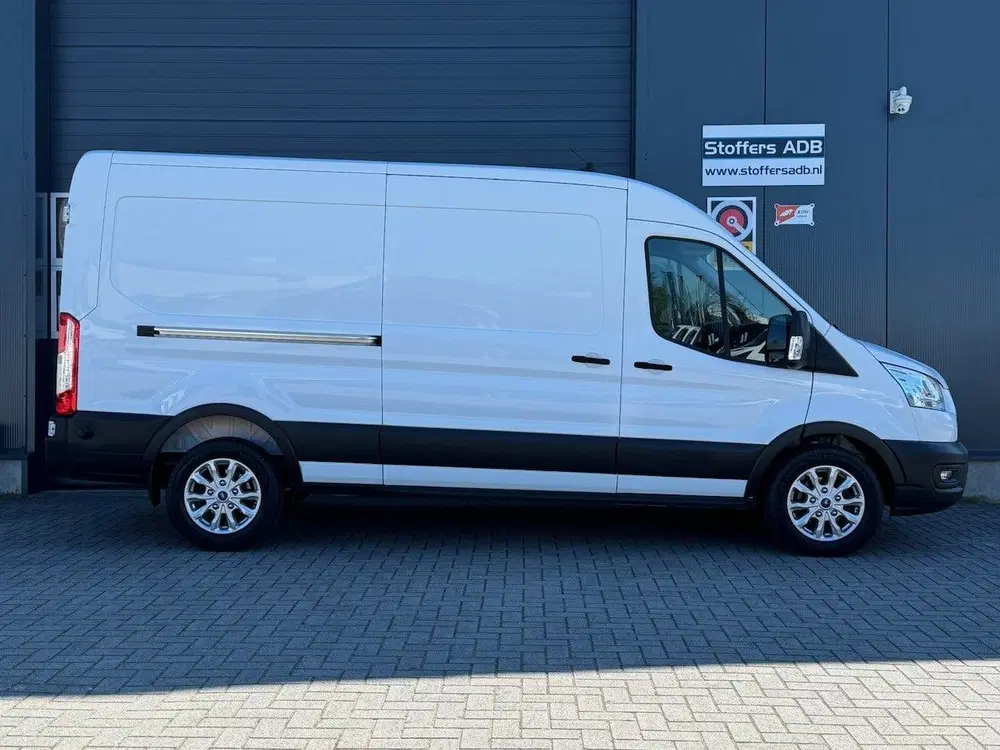 Ford Transit 350 2.0 TDCI 130pk L3H2 Trend AUTOMAAT uit 2022, foto 9