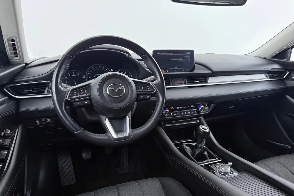 Mazda 6 Sportbreak 2.0 SkyActiv-G 165 Luxury | Trekhaak | Or uit 2019, foto 15