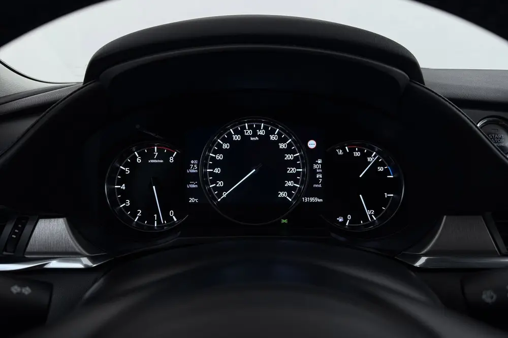 Mazda 6 Sportbreak 2.0 SkyActiv-G 165 Luxury | Trekhaak | Or uit 2019, foto 18
