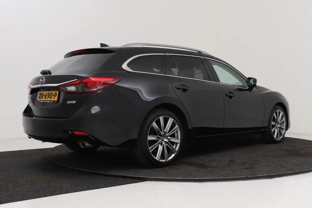 Mazda 6 Sportbreak 2.0 SkyActiv-G 165 Luxury | Trekhaak | Or uit 2019, foto 2