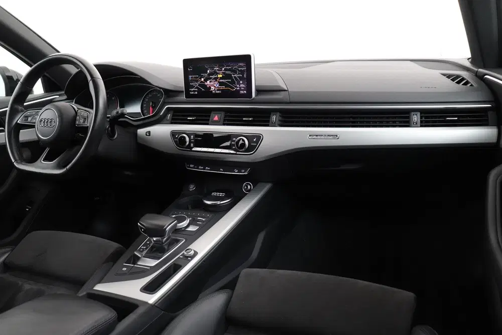 Audi A4 45 TFSI MHEV Pro Line Plus uit 2019, foto 17
