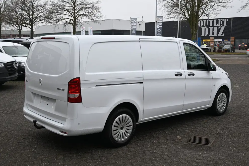 Mercedes-Benz Vito 116 CDI L2 Pro Navigatie en Smartphone in uit 2024, foto 3