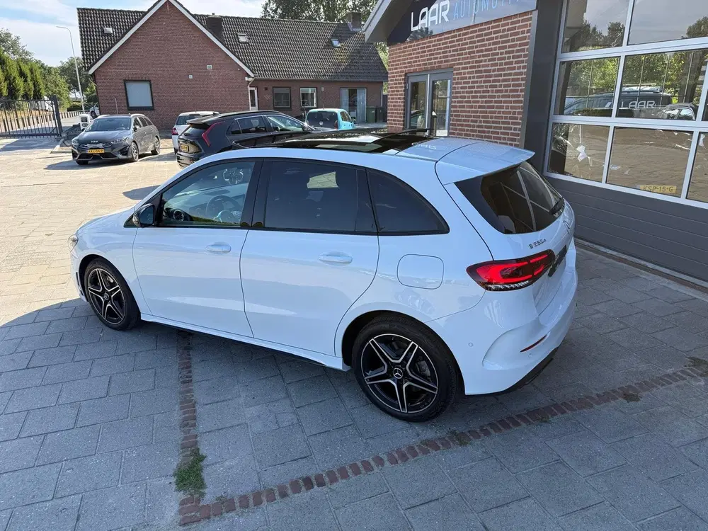 Mercedes-Benz B-Klasse 250 e AMG Line Edition NIGHT Navi uit 2021, foto 3