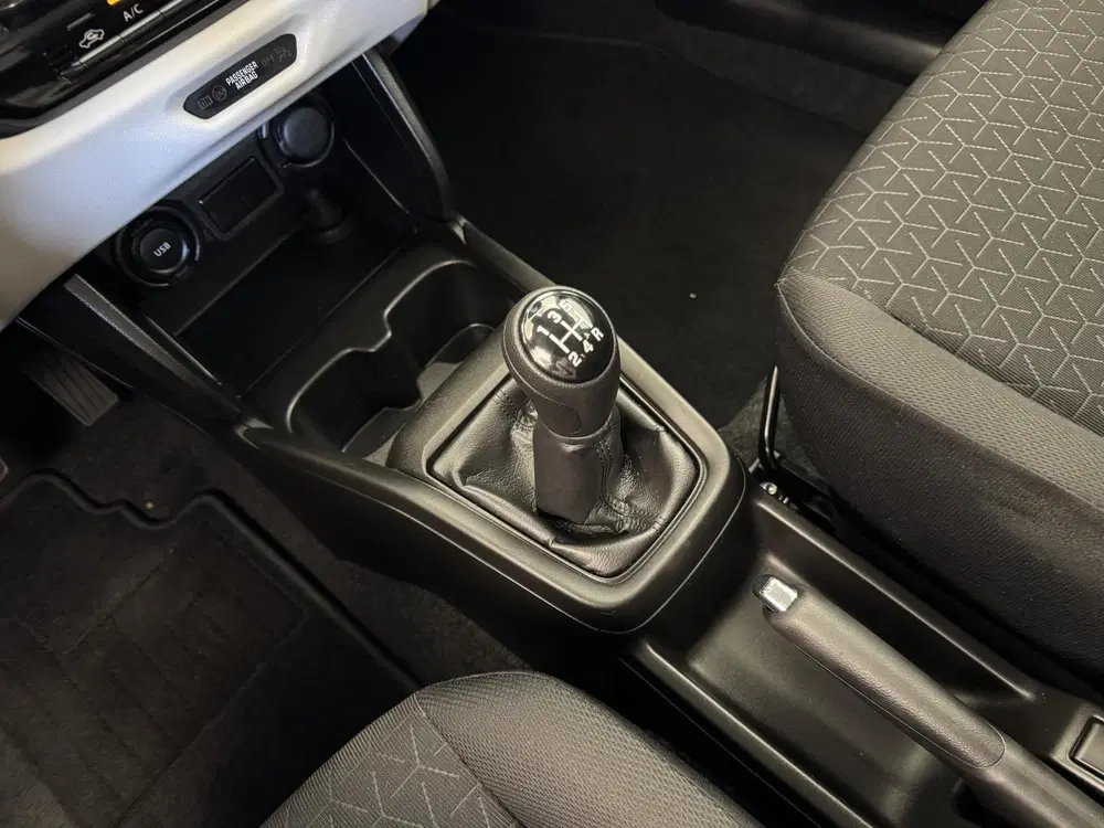 Suzuki Swift 1.2 Comfort Smart Hybrid uit 2024, foto 18