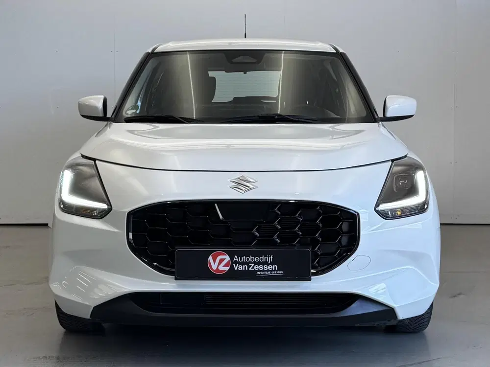 Suzuki Swift 1.2 Comfort Smart Hybrid uit 2024, foto 2
