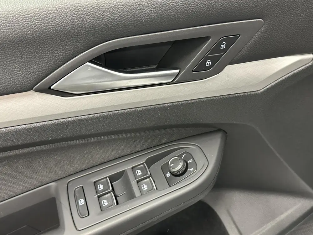Volkswagen Golf Variant 1.0 eTSI Life CAMERA CARPLAY NAVI CR uit 2021, foto 17