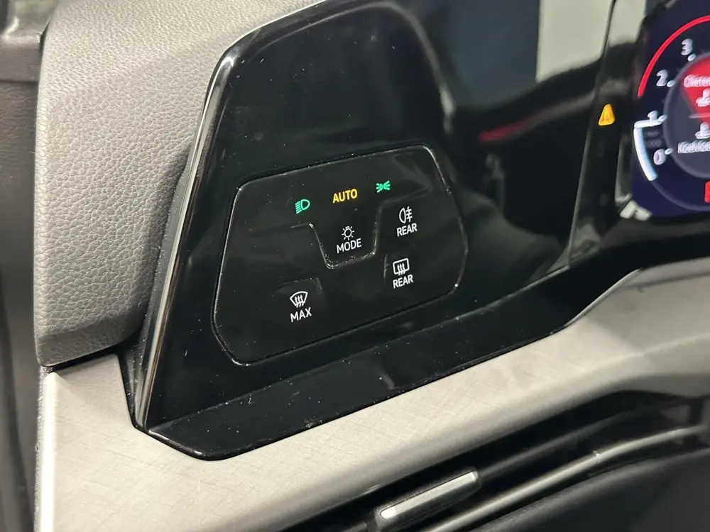 Volkswagen Golf Variant 1.0 eTSI Life CAMERA CARPLAY NAVI CR uit 2021, foto 18