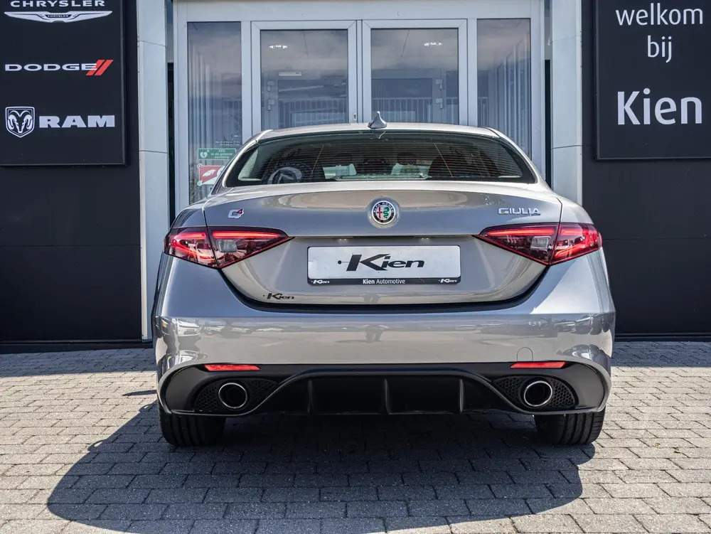 Alfa Romeo Giulia 2.0 T AWD Veloce 280 pk | Originele All Wh uit 2020, foto 17