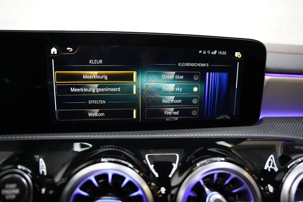 Mercedes-Benz CLA 200 AMG NIGHT PANO SFEER CAM NAP uit 2020, foto 18