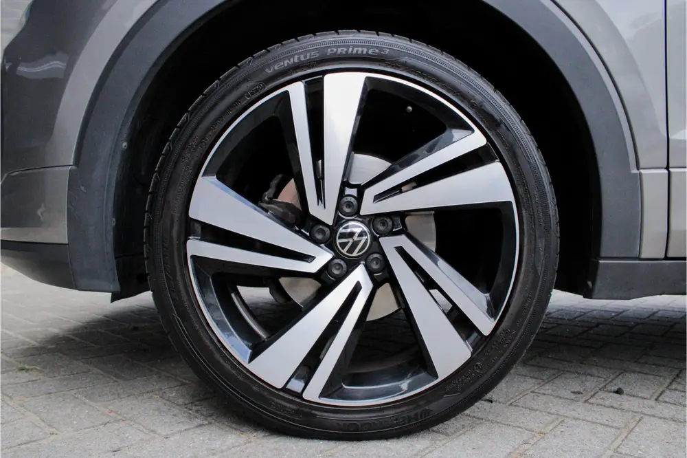 Volkswagen T-Cross 1.0 TSI Style Business R |digital dashboa uit 2020, foto 17