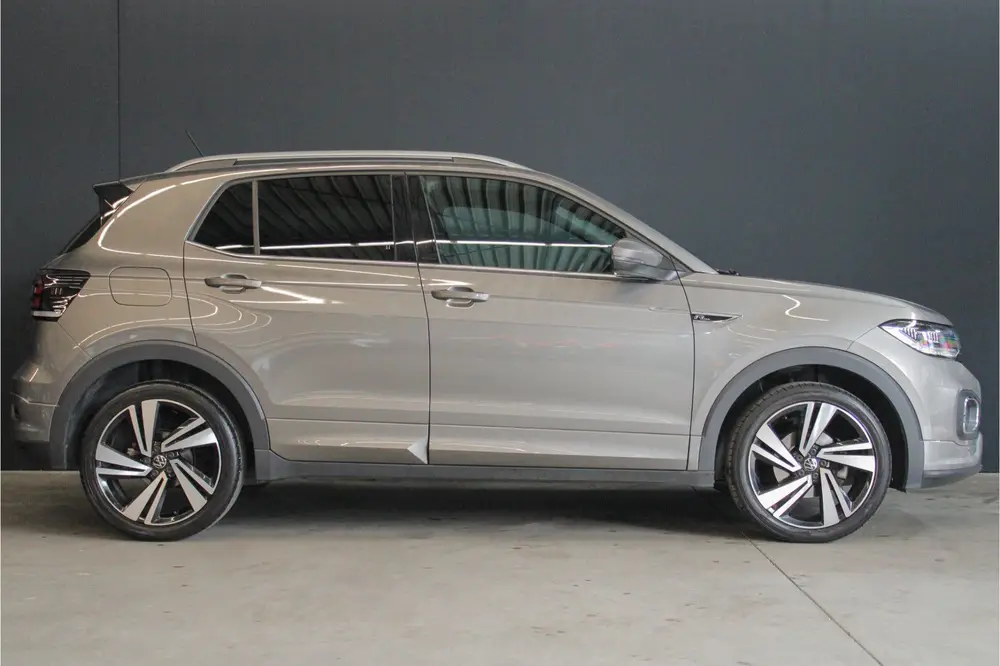Volkswagen T-Cross 1.0 TSI Style Business R |digital dashboa uit 2020, foto 19