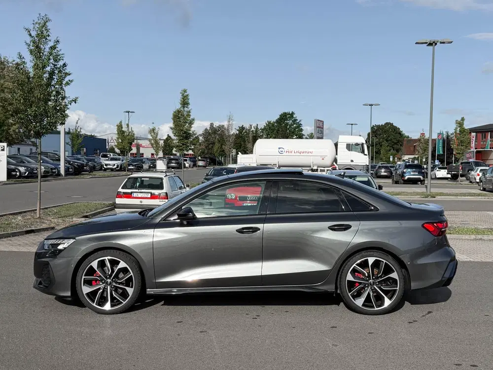 Audi A3 35TFSI S-Line 150pk Pano 19-Inch M-Led RS uit 2025, foto 10
