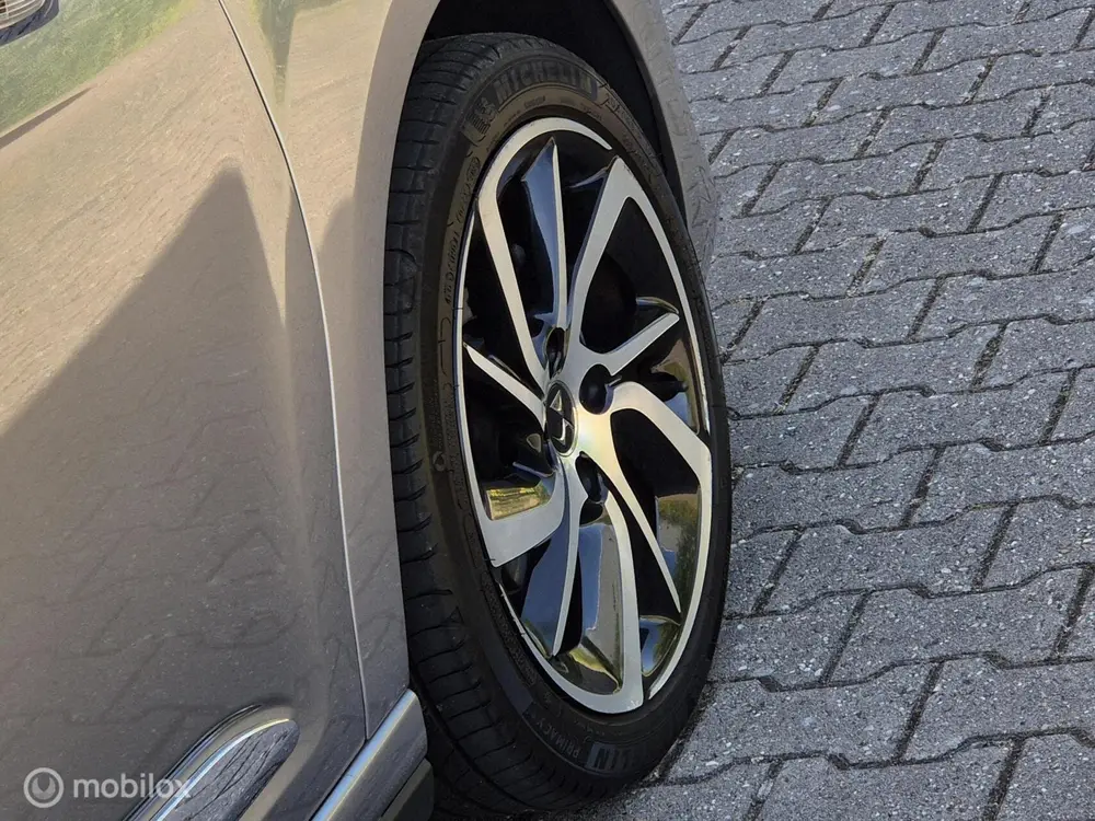 DS Automobiles 3 DS 3 1.2 PURETECH CONNECTED CHIC AUTOMAAT/LED/CAMERA/TREKHAA uit 2019, foto 13
