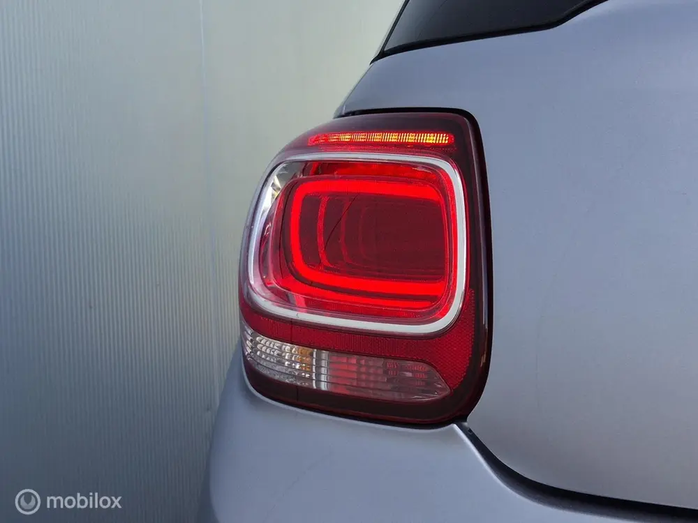 DS Automobiles 3 DS 3 1.2 PURETECH CONNECTED CHIC AUTOMAAT/LED/CAMERA/TREKHAA uit 2019, foto 15