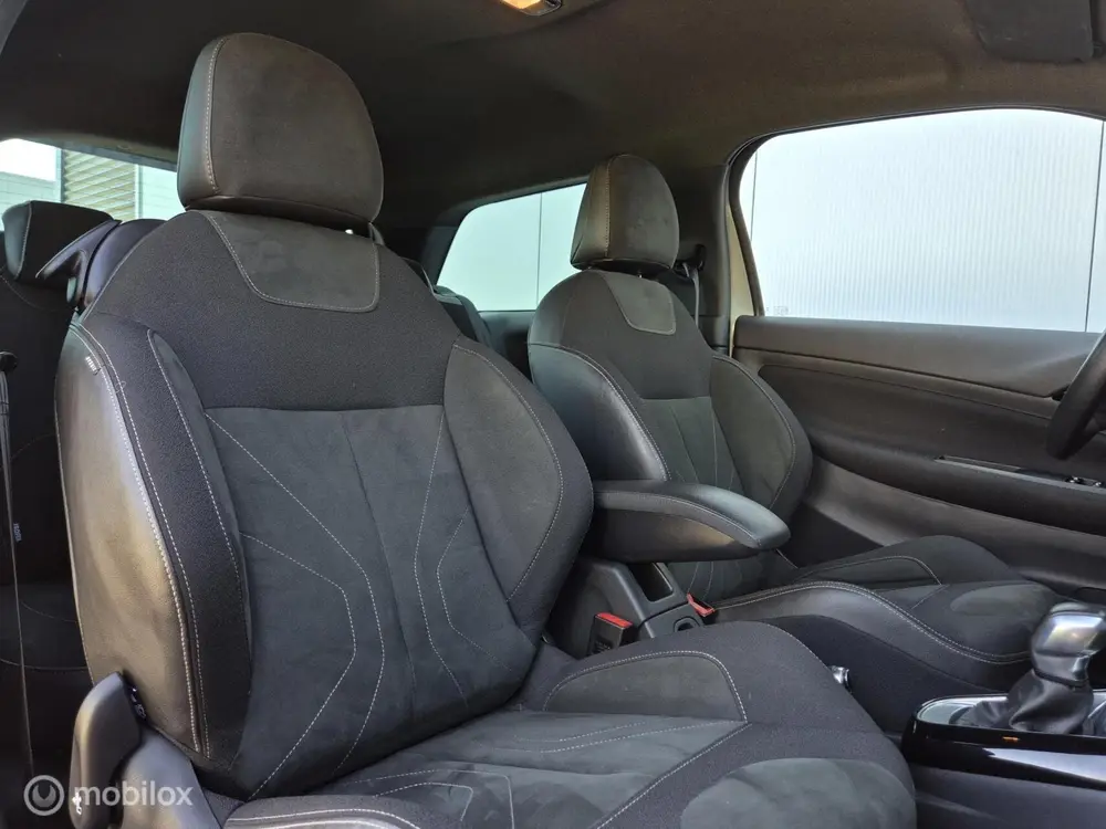 DS Automobiles 3 DS 3 1.2 PURETECH CONNECTED CHIC AUTOMAAT/LED/CAMERA/TREKHAA uit 2019, foto 18