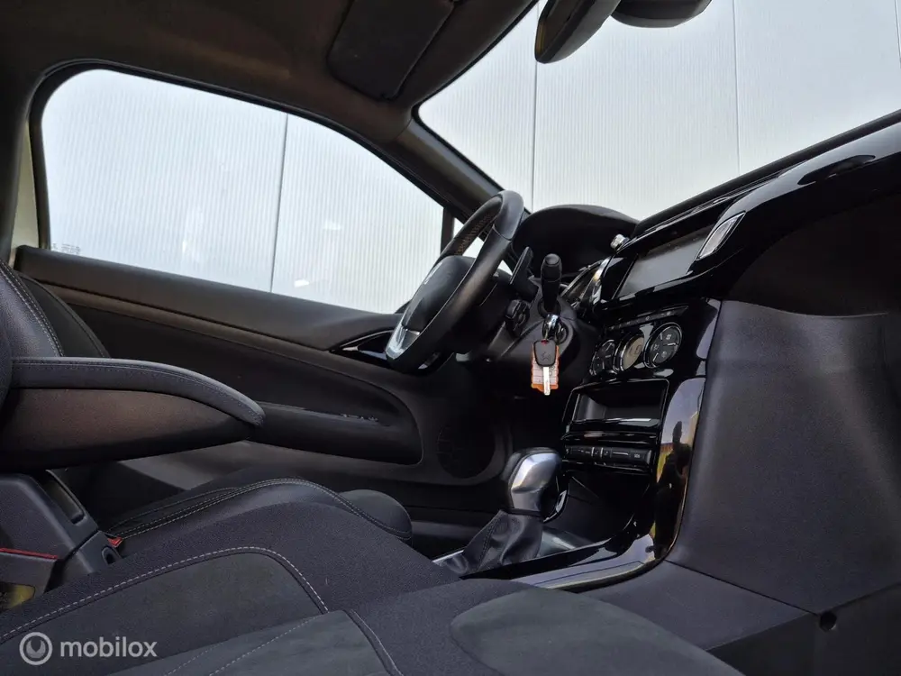 DS Automobiles 3 DS 3 1.2 PURETECH CONNECTED CHIC AUTOMAAT/LED/CAMERA/TREKHAA uit 2019, foto 19