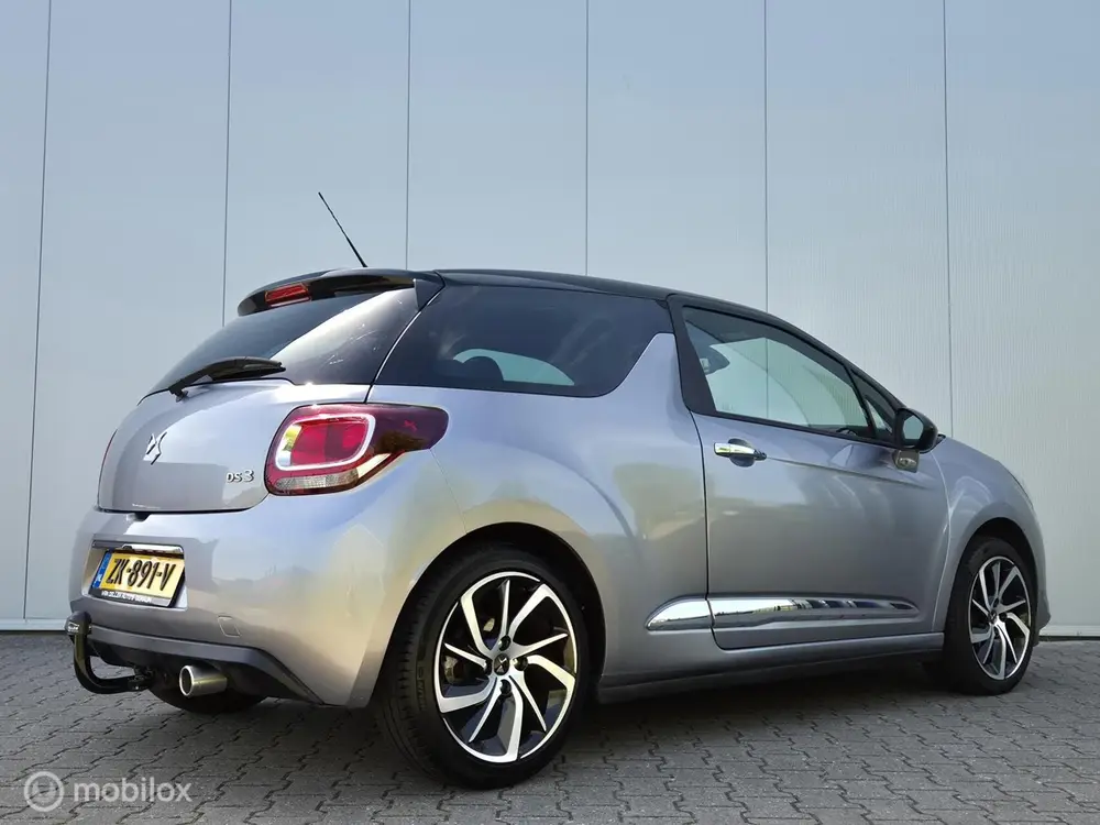 DS Automobiles 3 DS 3 1.2 PURETECH CONNECTED CHIC AUTOMAAT/LED/CAMERA/TREKHAA uit 2019, foto 5